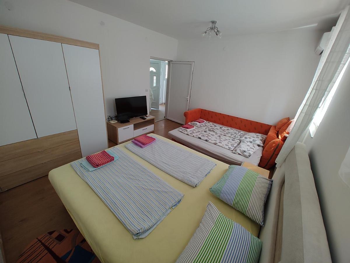 Apartman Anastasija Surčin Екстериор снимка